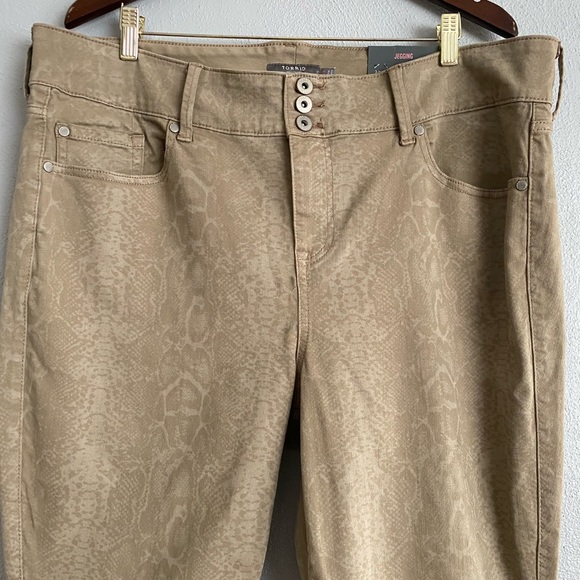 Torrid Khaki Pants Size 22 High Rise Jegging Snake Print Casual - Picture 2 of 11